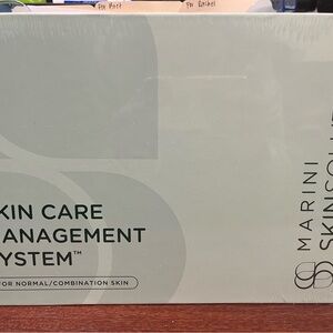 Marni Skincare Management System - Light Gray
